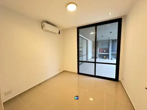 Casa en Alquiler con 1 cochera