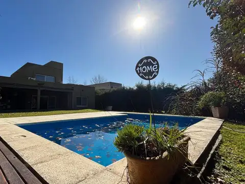 CASA EN VENTA  BARRIO PRIVADO SAUSALITO, PILAR , APTO CREDITO
