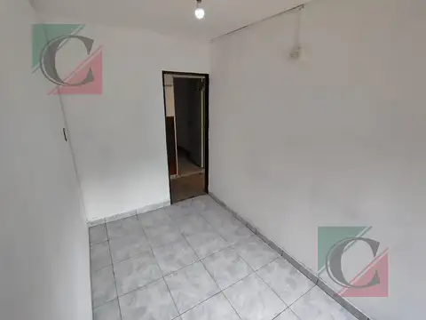 Depto Tipo Casa 4 ambientes con 1 baño
