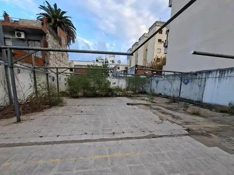 Sarmiento 900
