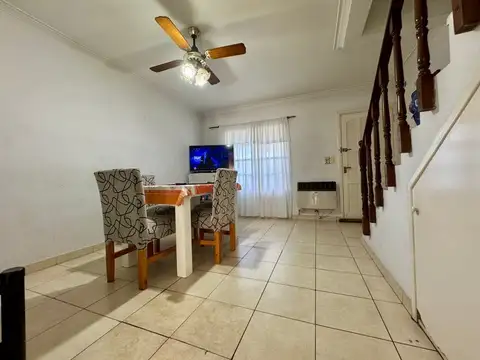 VENTA CASA DUPLEX LOMAS DE ZAMORA 3 AMBIENTES