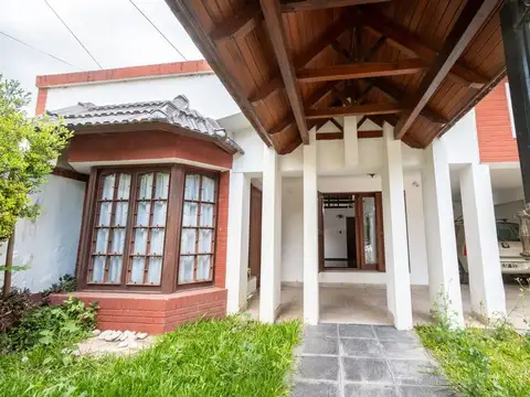 Venta casa de estilo en Guadalupe