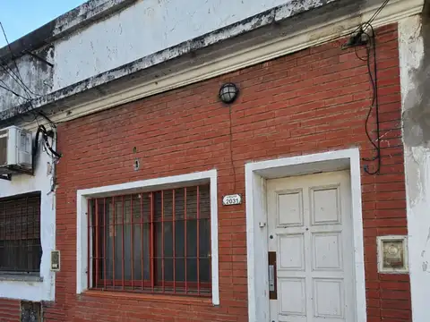 PH de tres ambientes a refaccionar - Villa Maipú