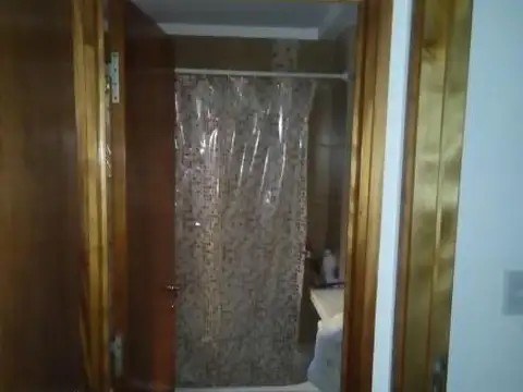 49 E/ 4 Y 5: DEPTO EN VENTA 1 DORM.