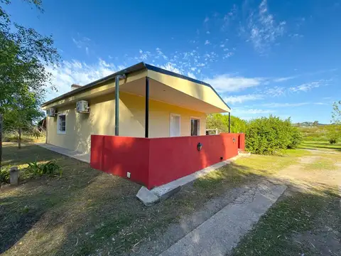 VENTA O PERMUTA CASA QUINTA CON SALÓN Y CABAÑAS