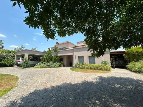 B°Cdo Buenos Aires Village, Flubert al 1300