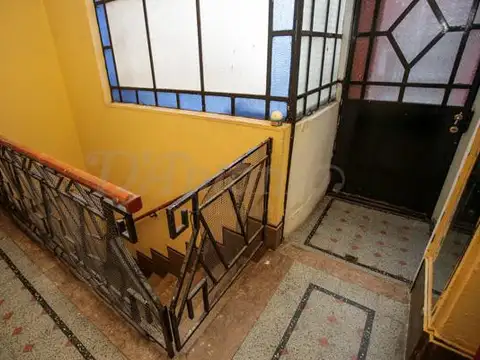 Depto Tipo Casa en Venta 70 años