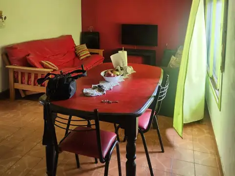 Depto Tipo Casa en Venta 40 años