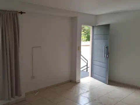 Departamento en Alquiler con 2 cochera