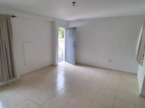 Godoy Cruz, Calle Las Heras 282 , Piso 1