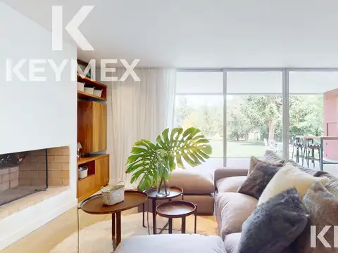 VENTA CASA DE 3 DORMITORIOS EN MIRALAGOS