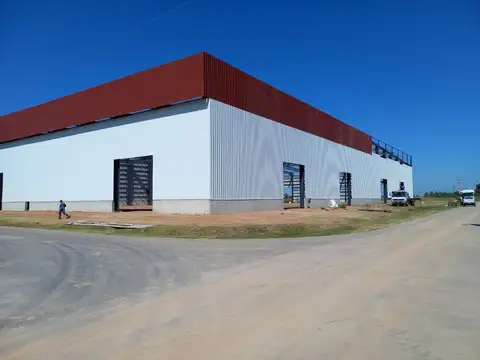 Nave Industrial en Alvear