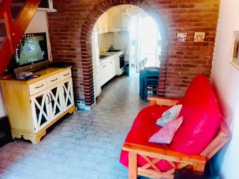Depto Tipo Casa 3 ambientes con 1 baño