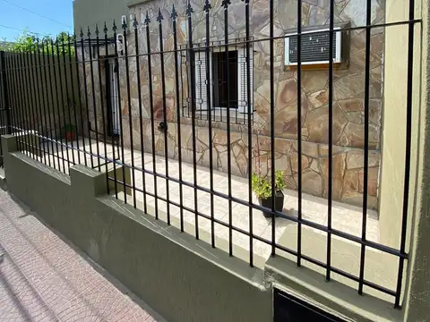 VENTA CASA 2 DORMITORIOS, SAN NICOLAS APTA CREDITO
