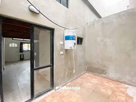 PH DE 2 AMBIENTES EN DUPLEX CON PATIO