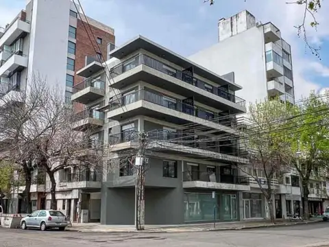 Venta Monoambiente al frente con balcón