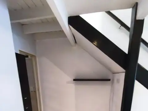 "HERMOSO DUPLEX A 1 CUADRA DE RIVADAVIA"