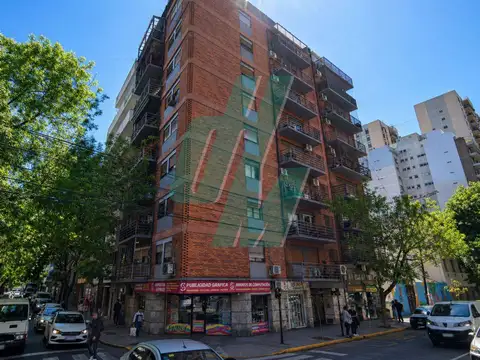 Excelente departamento 3 AMB al frente con balcón
