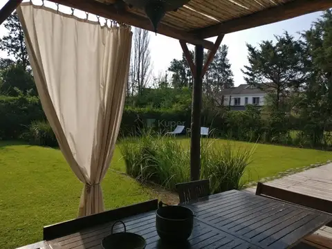 Casa en Alquiler en Pacheco Golf Club, USD 6.200