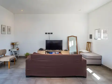 CASA A LA VENTA EN VIA AURELIA A ESTRENAR