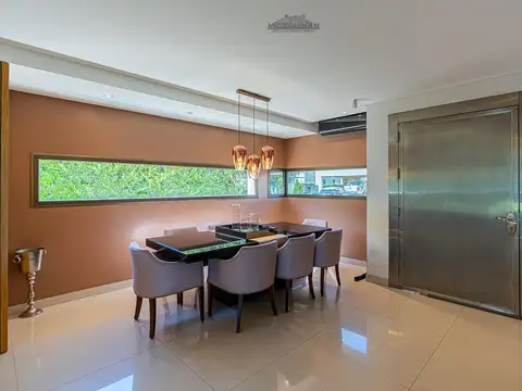 Casa en Venta al Este