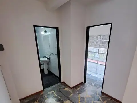 Departamento en Alquiler en Crucesita, $ 650.000