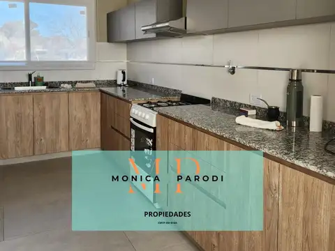 Casa en Alquiler de 3 dormitorios