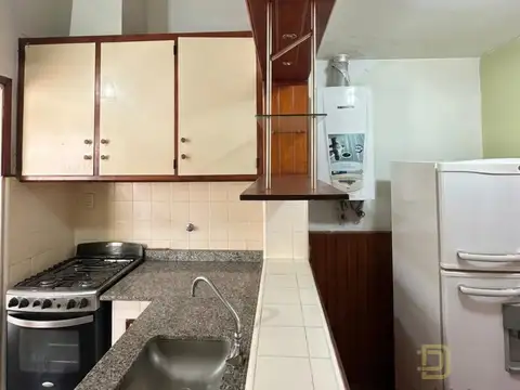 VENTA CASA 2 DORMITORIOS CON PILETA Y GARAGE – FISHERTON