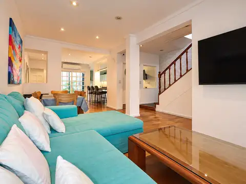Casa en Venta con 1 cochera