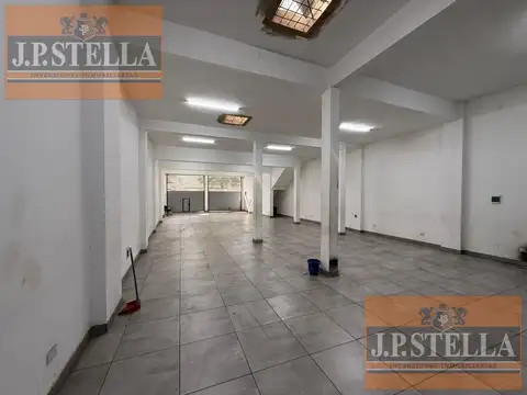 Local en Alquiler 25 años