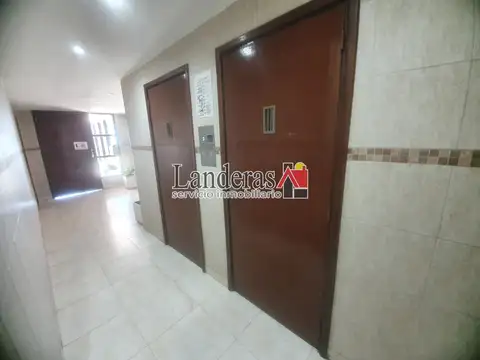 Av. Costanera Sur 100