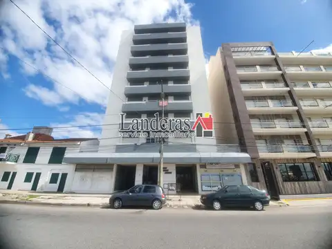 Bonito Departamento Monoambiente - Vista lateral al Mar!