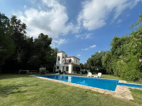 VENTA CASA 7 AMB/PILETA /PARQUE APTO CRÉDITO  PERMUTA!