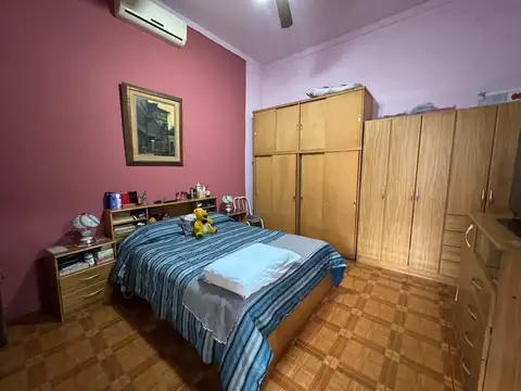 Depto Tipo Casa 4 ambientes con 2 baños