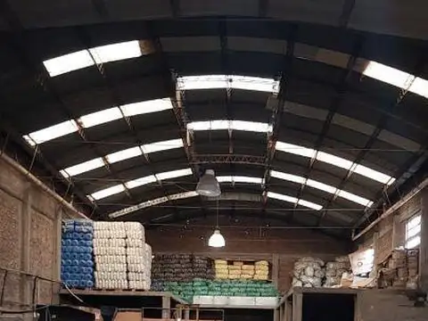 Galpón en Gregorio De Laferrere