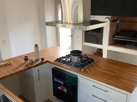 Excelente propiedad en VILLAROBLES, Pinamar