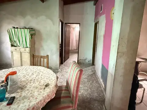 Casa 3 ambientes con 1 baño