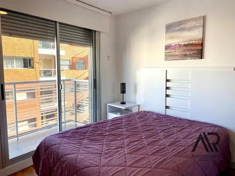 Departamento en Alquiler en Pocitos , $ 1.190