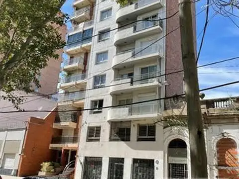 VENTA SEMIPISO PASAJE STORNI 700 ROSARIO