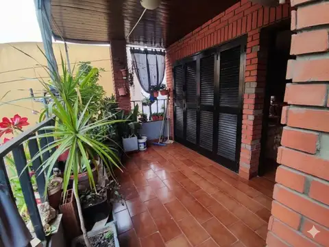 Depto Tipo Casa en Venta de 4 ambientes