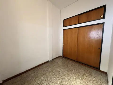 Remedios de Escalada 1028 , Piso 0