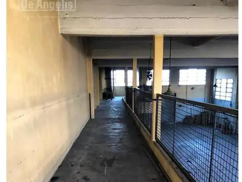 Local en Venta 40 años