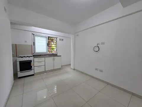 Ayacucho 200, Piso 1