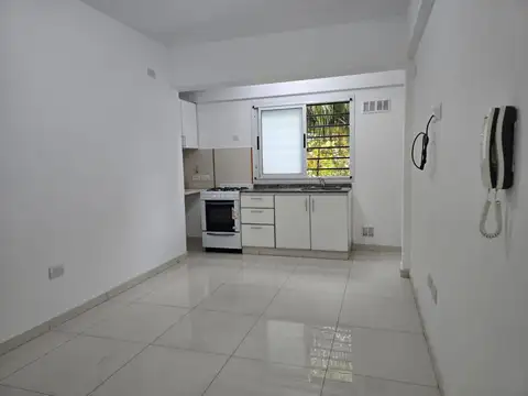 DEPTO en VENTA 2 AMBIENTE con  COCHERA.LOMAS DE ZAMORA