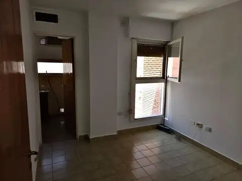 27 De Abril 247 , Piso 9