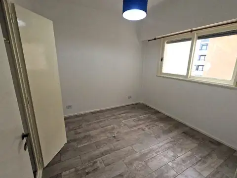 Departamento en Venta en Villa del Parque, USD 73.000