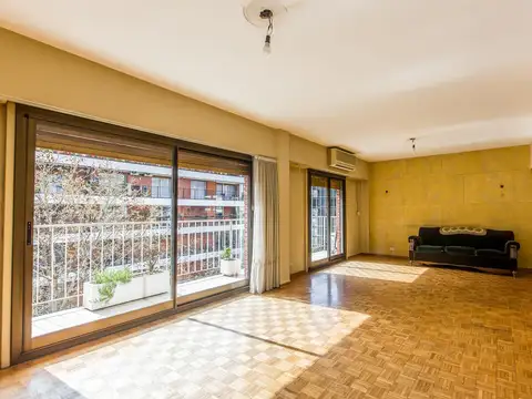 Departamento en Venta de 5 ambientes