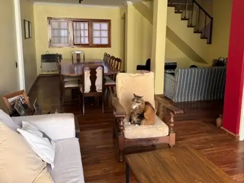 Casa 4 ambientes con 3 baños