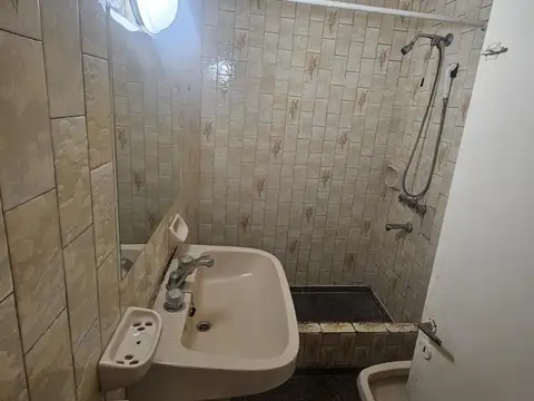 Casa en Alquiler con 1 cochera