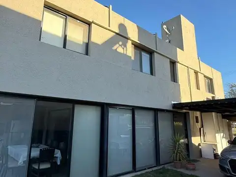 Casa en Venta en Rio Ceballos, USD 220.000